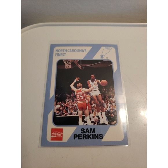 1989 Collegiate Collection #36 SAM PERKINS North Carolina's Finest 1st Edition - Picture 1 of 2